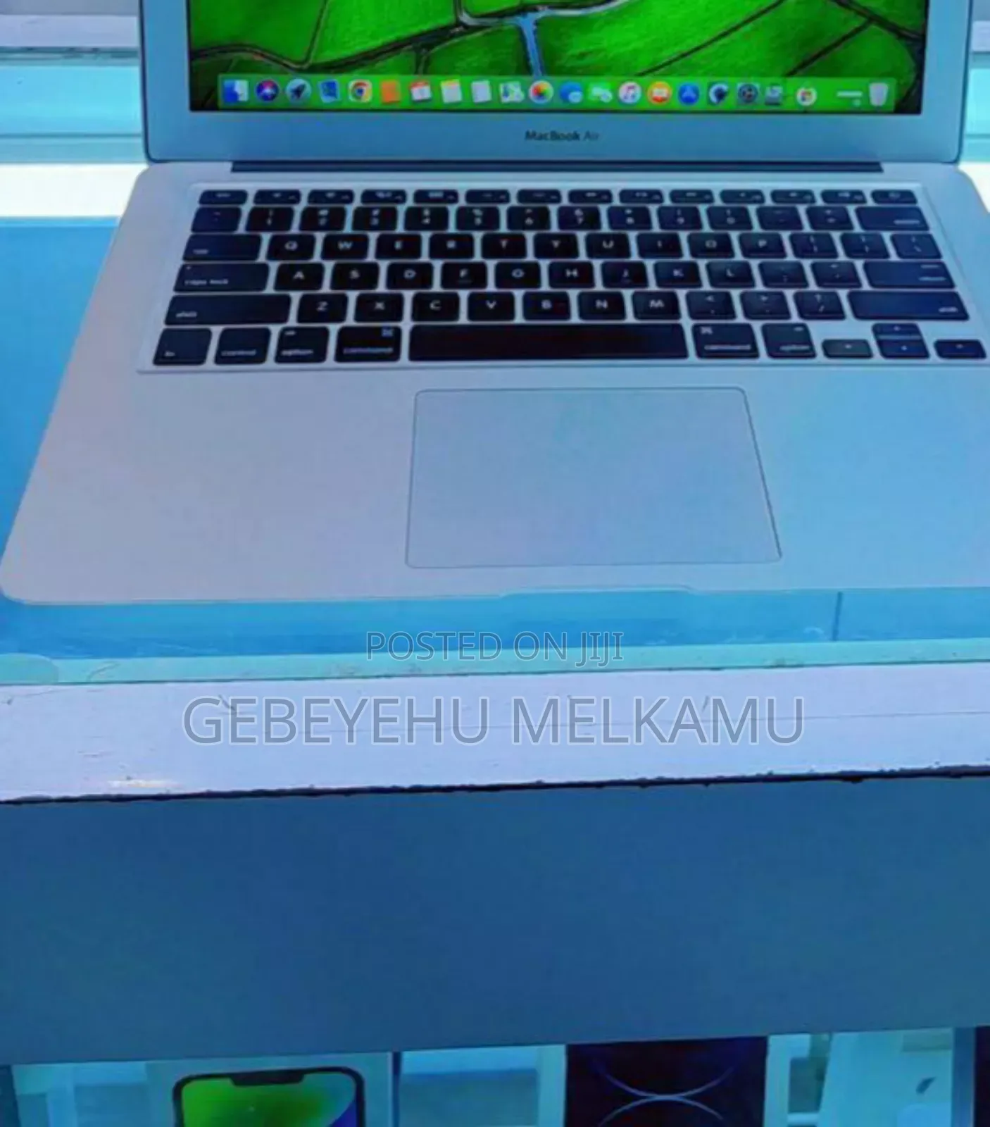 New Laptop Apple MacBook Air 2014 4GB Intel Core I5 SSD 256GB