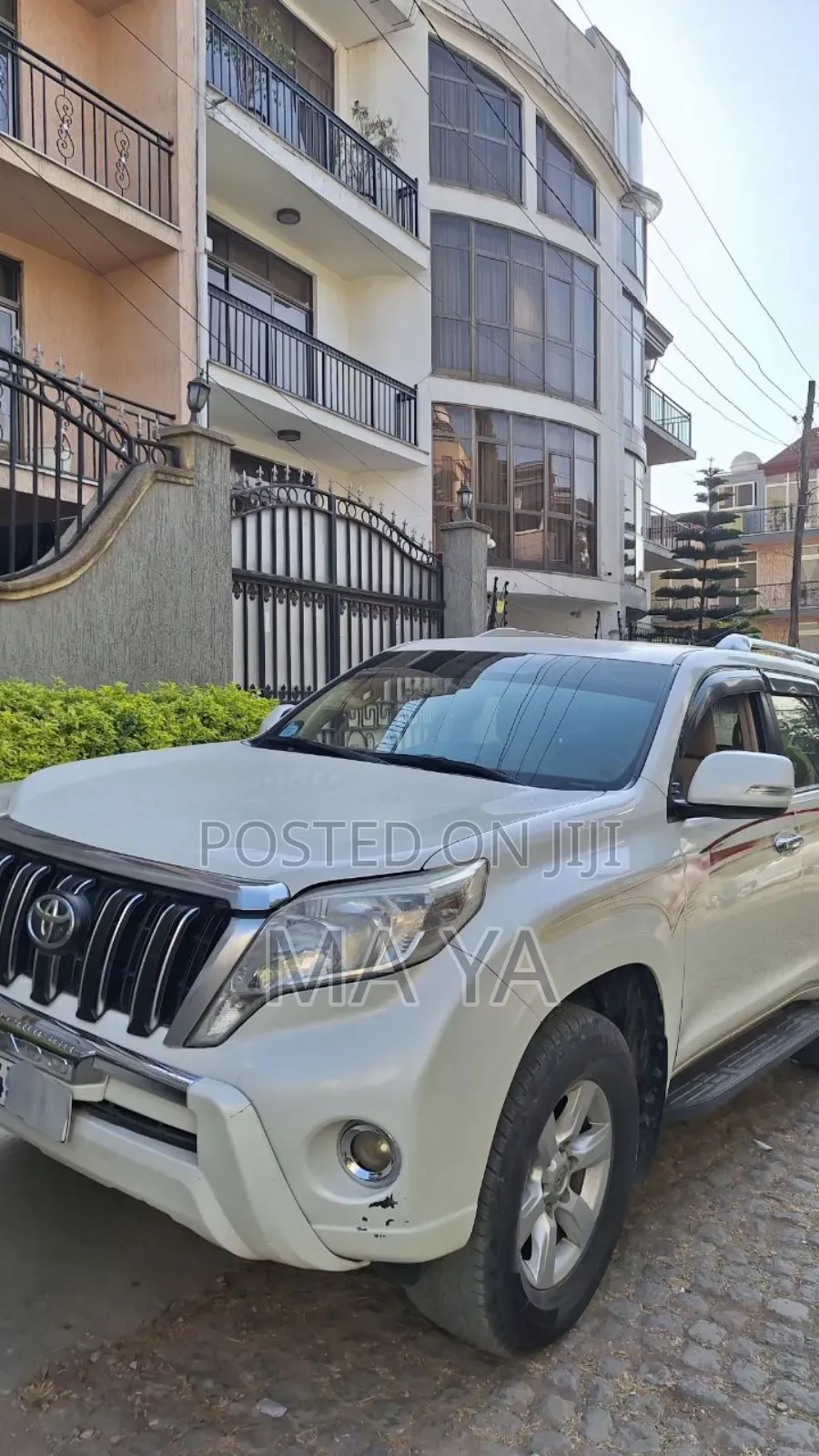 Toyota Land Cruiser Prado 4.0 Petrol TX-L 2015 White