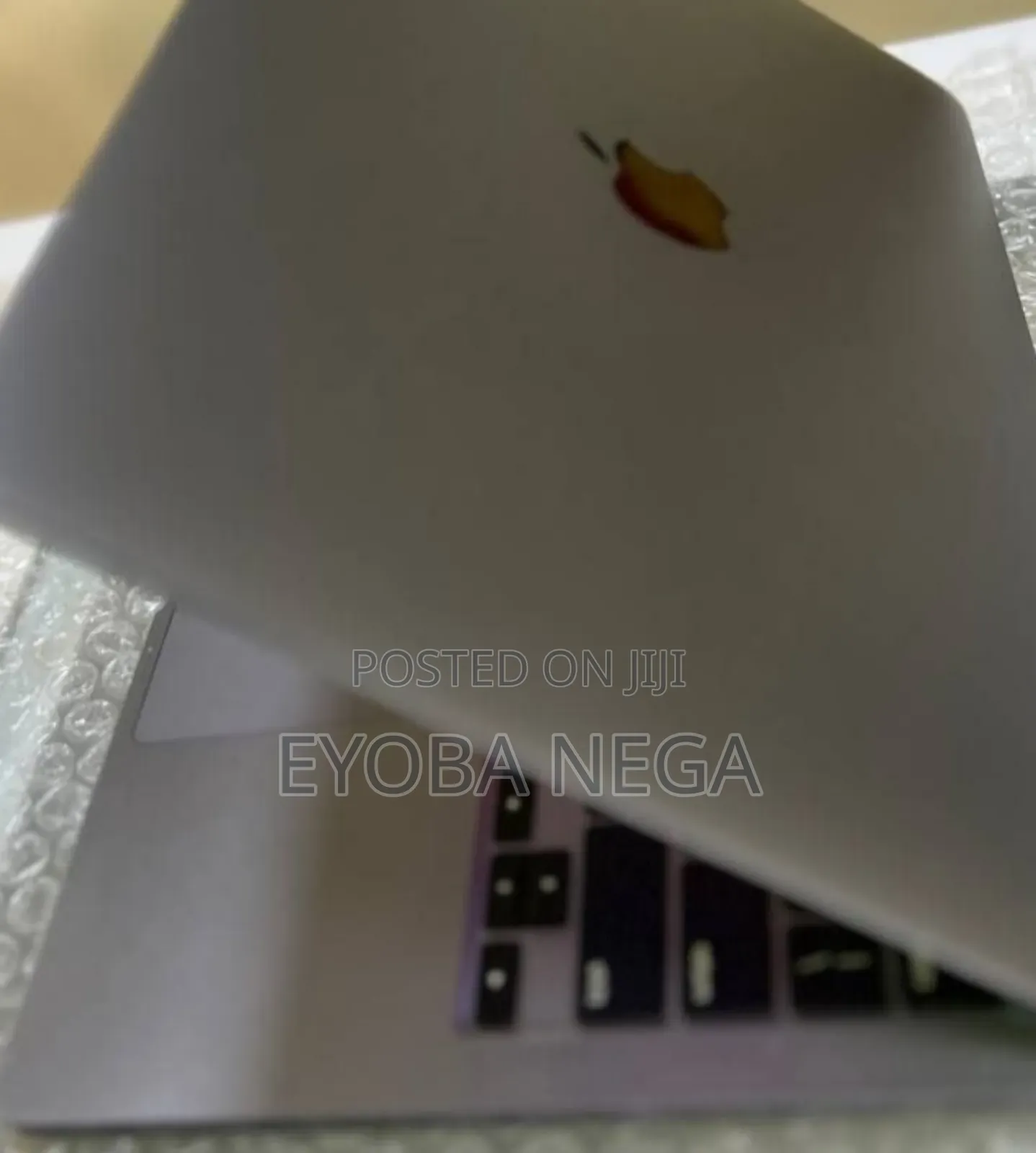 Laptop Apple MacBook Pro M1 8GB Apple M1 SSD 256GB