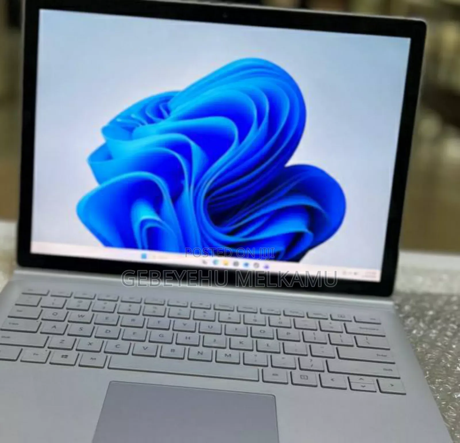 New Laptop Microsoft Surface Book 3 16GB Intel Core I7 SSD 256GB