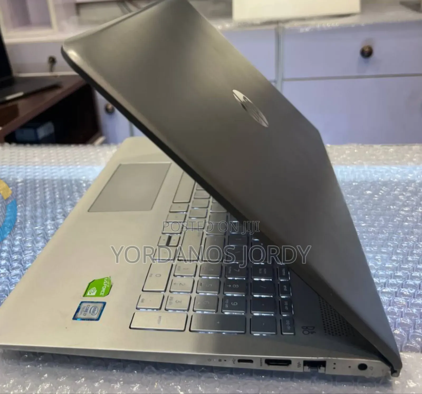 New Laptop HP Pavilion 15 8GB Intel Core i7 HDD 1T