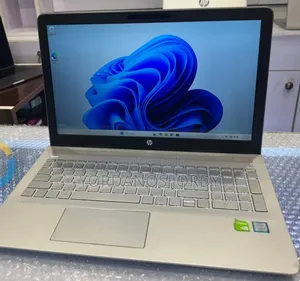 New Laptop HP Pavilion 15 8GB Intel Core i7 HDD 1T