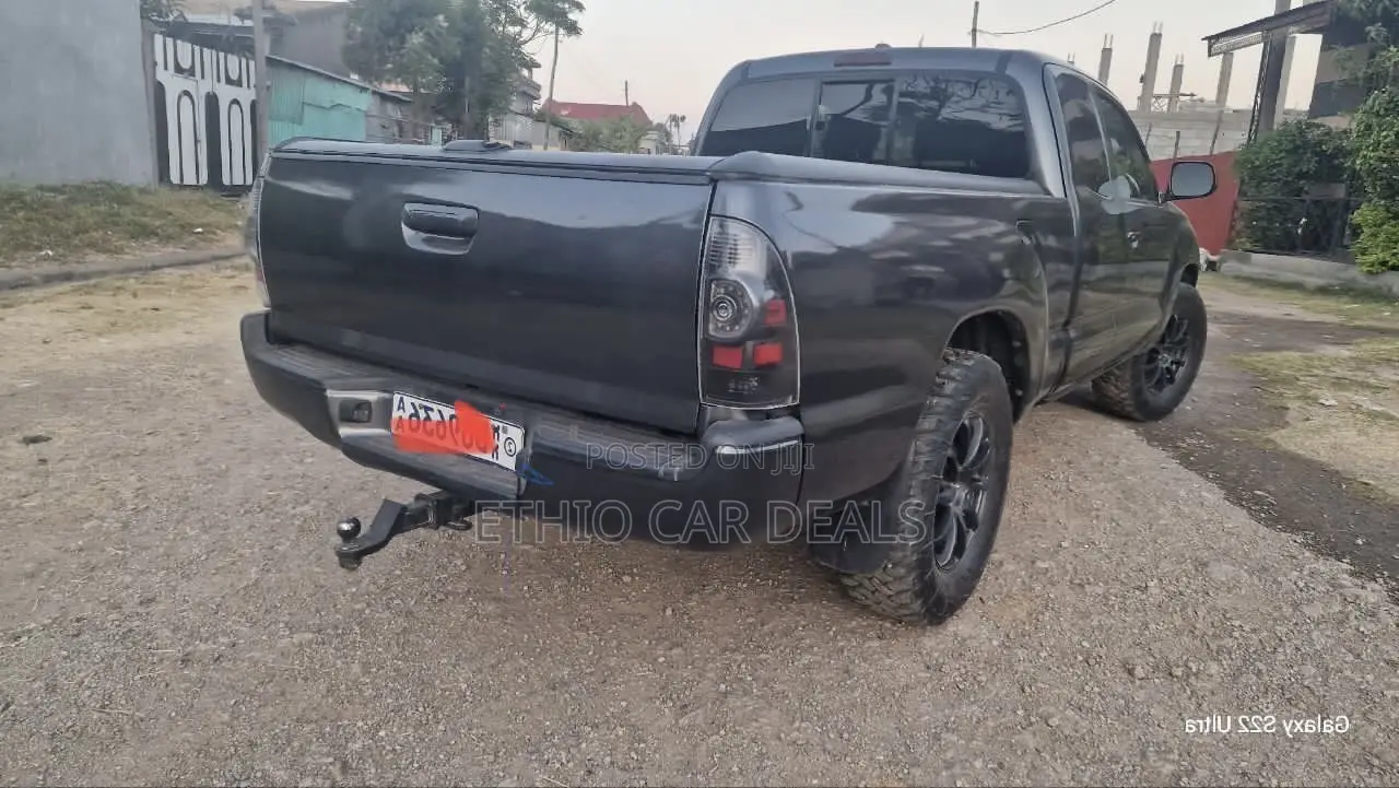 Toyota Tacoma Regular Cab 2011 Black