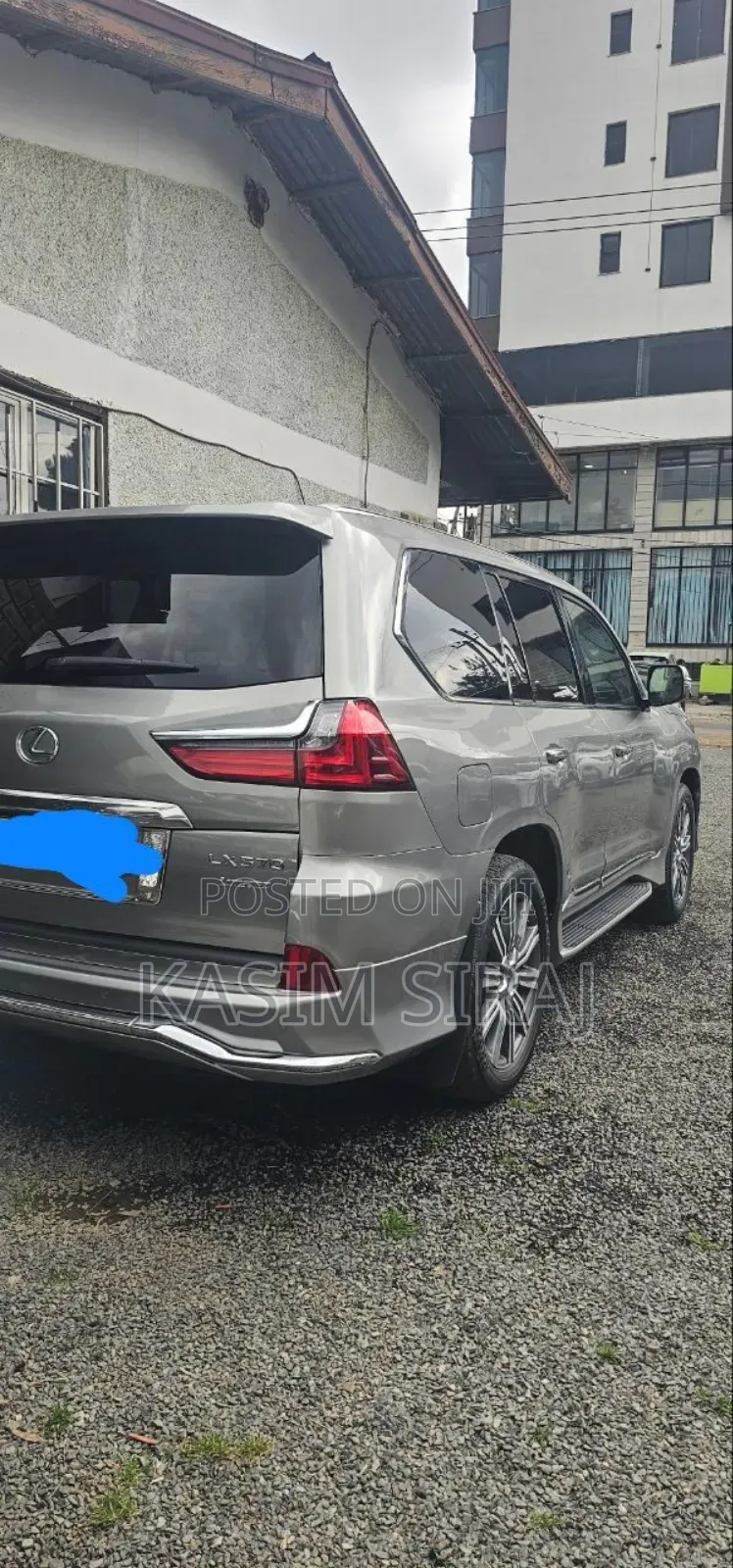 Lexus LX 2017 Silver