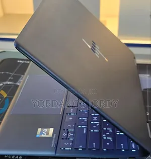 New Laptop HP Spectre X360 16GB Intel Core I7 SSD 1T