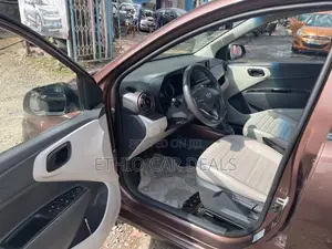 Hyundai I10 2022 Brown