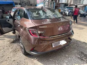 Hyundai I10 2022 Brown