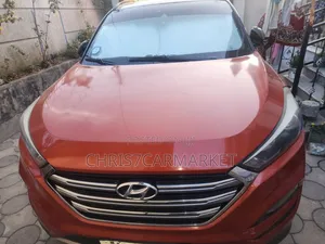 Hyundai Tucson Limited AWD 2017 Orange