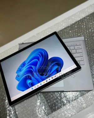 New Laptop Microsoft Surface Book 3 16GB Intel Core I7 SSD 256GB