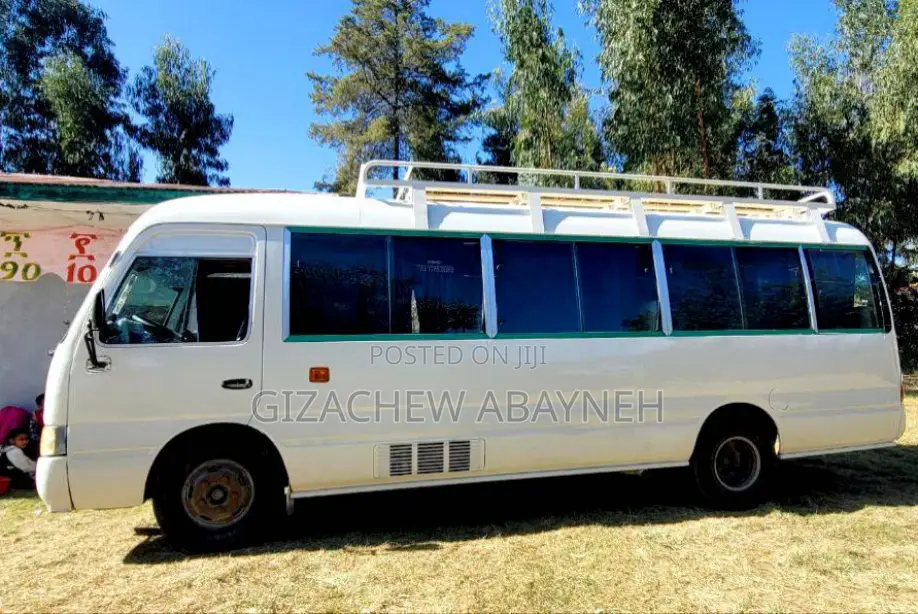 Toyota Coaster 2010 White