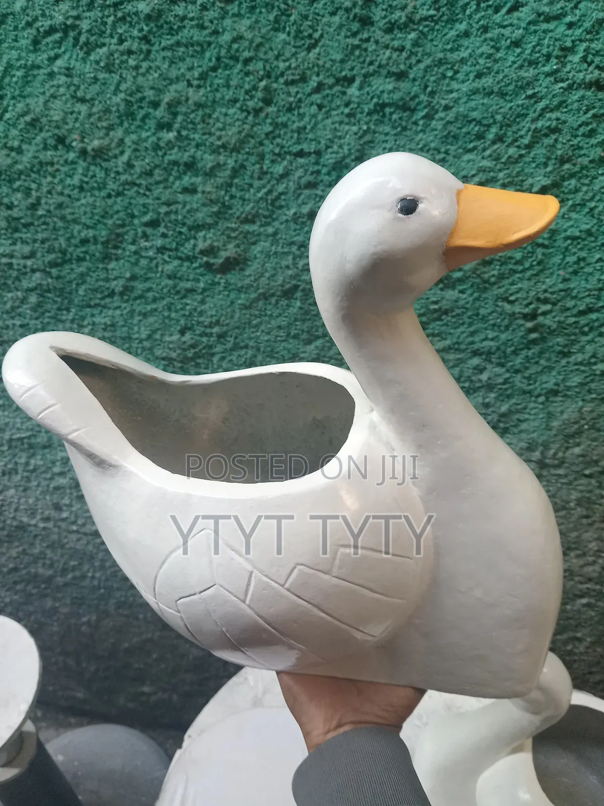 Fiberglass በዳክዬ ቅርፅ የተሰራ የአበባ ማስቀመጫ