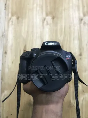 Canon Rebel T7