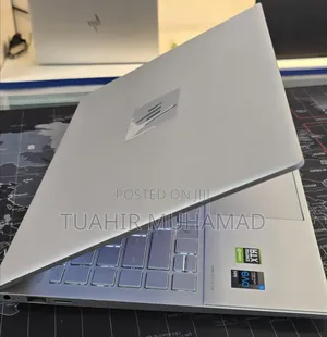 New Laptop HP Envy 14 16GB Intel Core I7 SSD 512GB