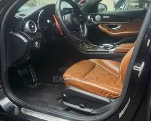 Mercedes-Benz C200 2017 Black