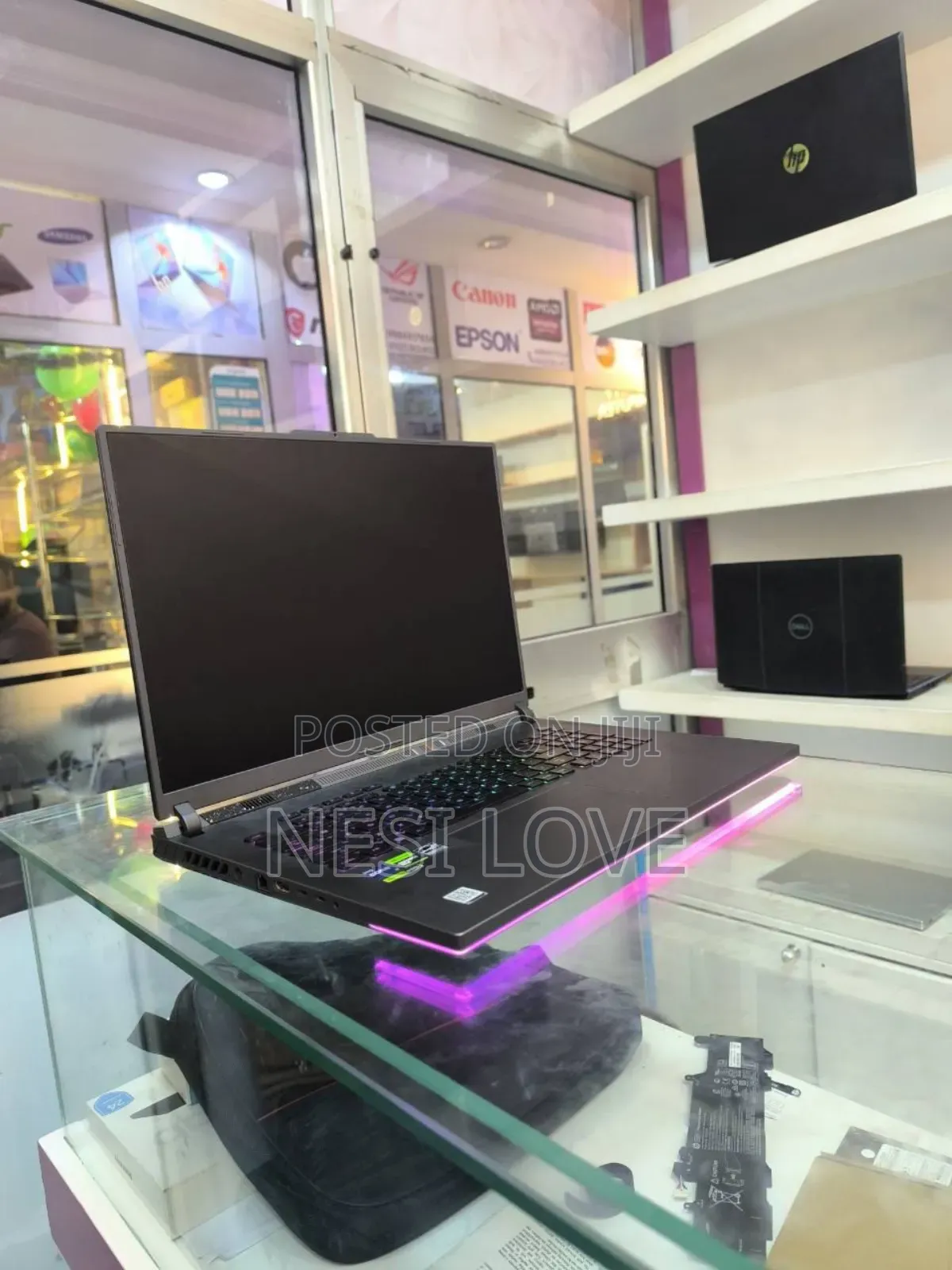 New Laptop Asus ROG Strix G17 16GB Intel Core I9 SSD 1T