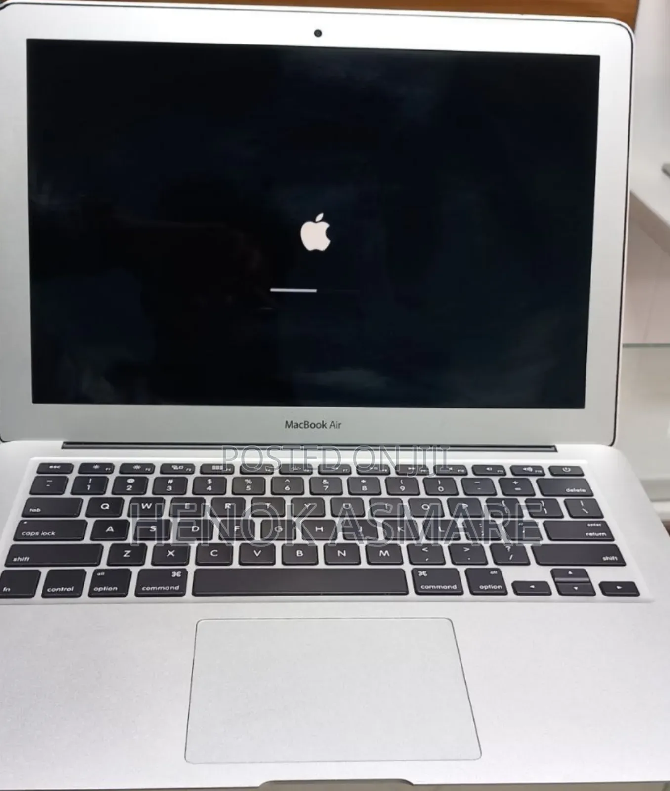 New Laptop Apple MacBook Air 2015 8GB Intel Core I5 SSD 256GB