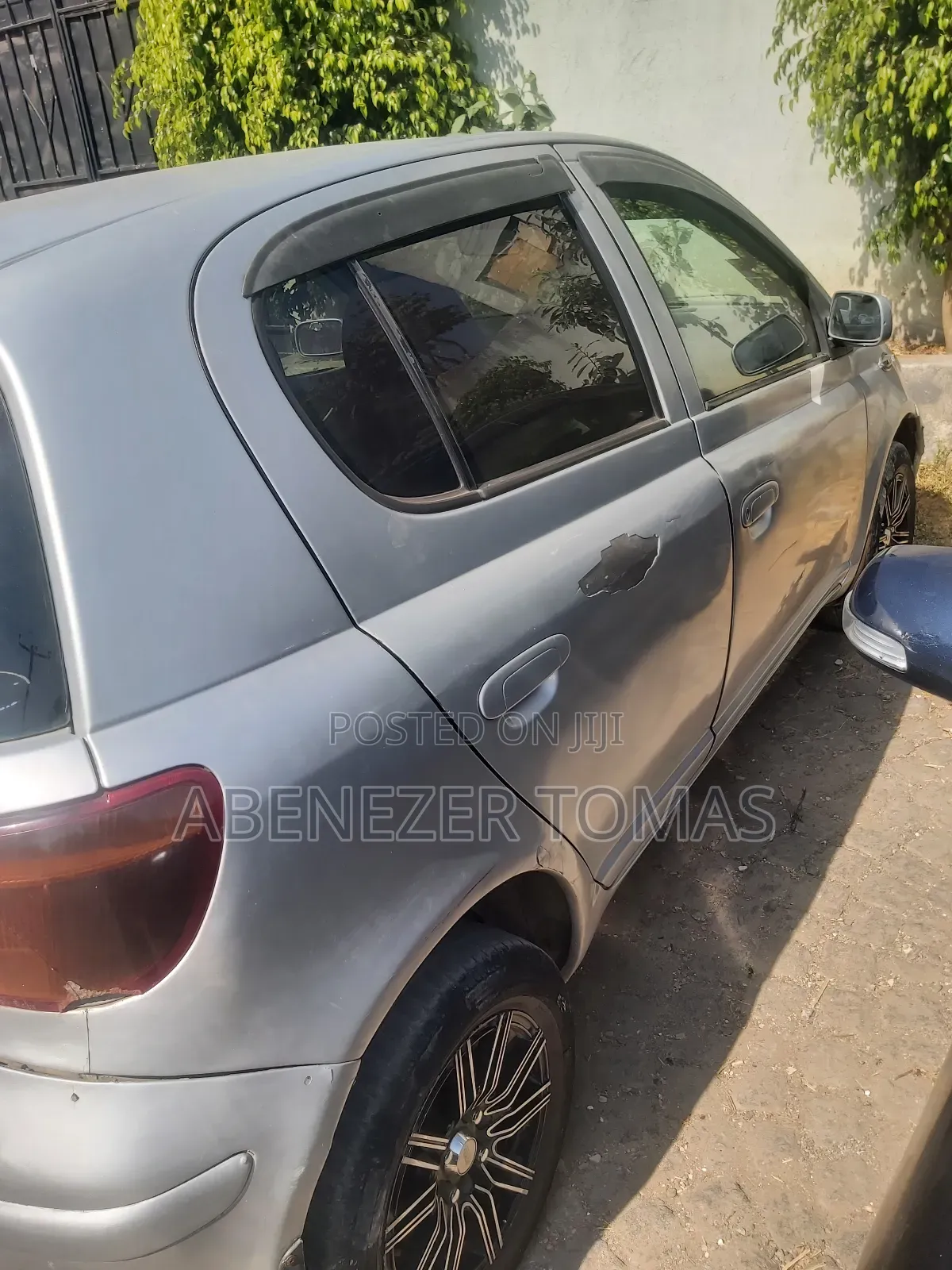 Toyota Vitz 2003 Silver