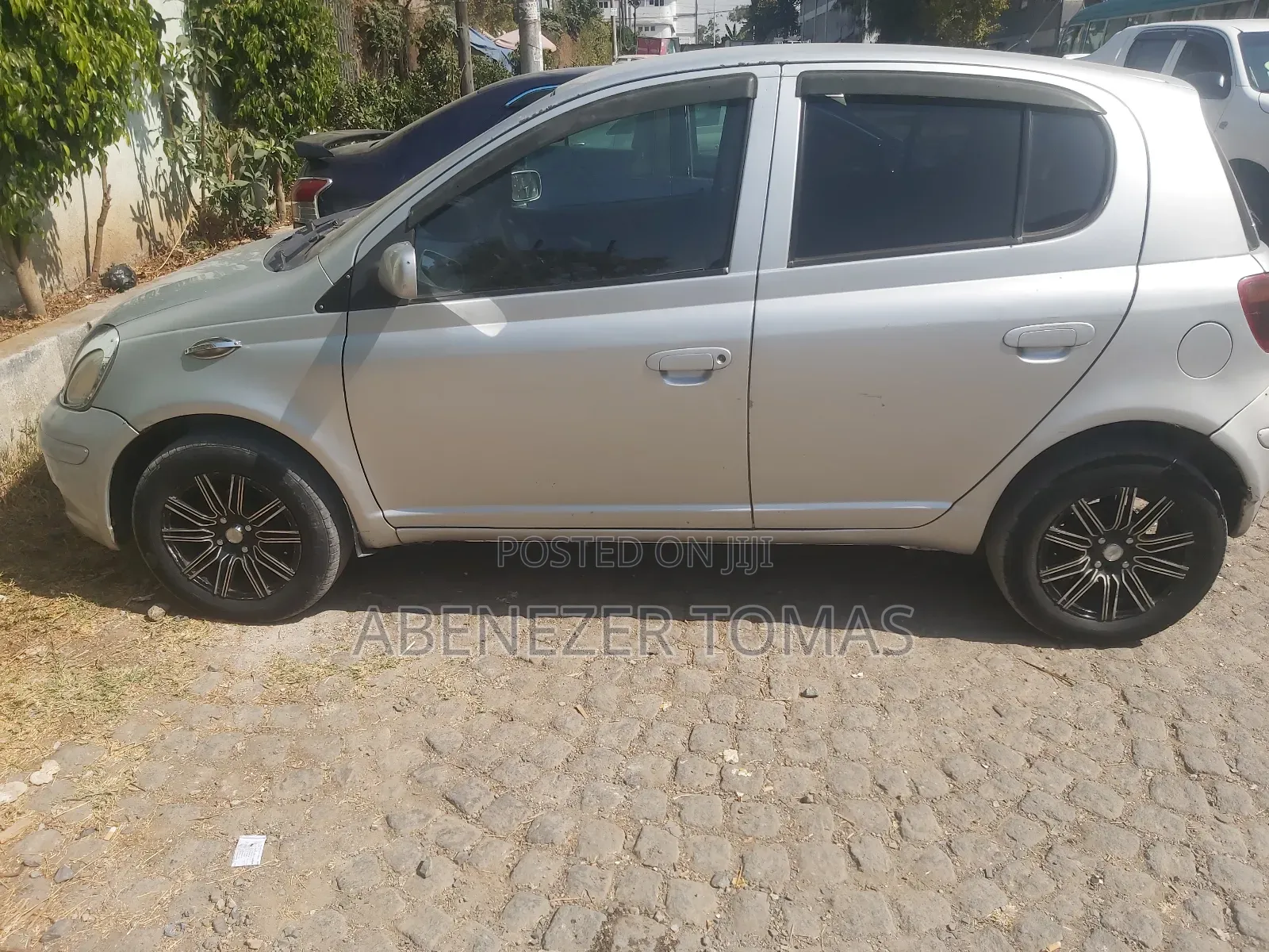 Toyota Vitz 2003 Silver