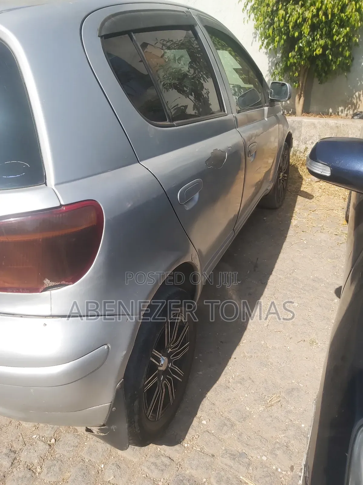 Toyota Vitz 2003 Silver