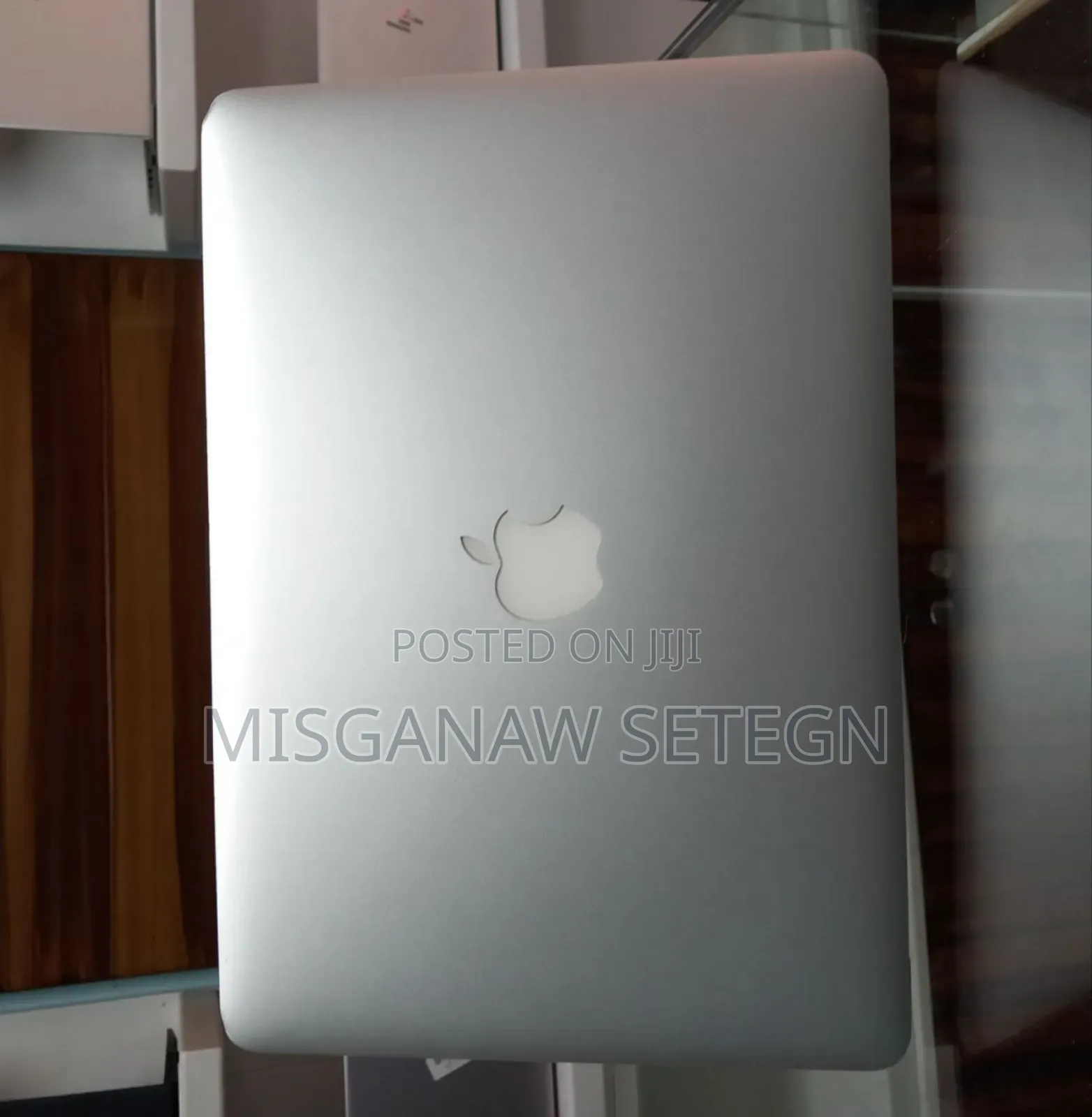 New Laptop Apple MacBook Air 2015 8GB Intel Core I5 SSD 256GB