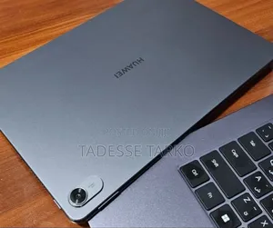 New Huawei MateBook 13 WRT-W19E 12GB Qualcomm Snapdragon X Plus 256GB