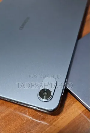 New Huawei MateBook 13 WRT-W19E 12GB Qualcomm Snapdragon X Plus 256GB