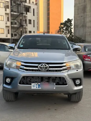 Toyota Hilux 2017 Silver