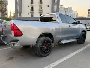 Toyota Hilux 2017 Silver