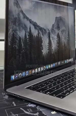 New Laptop Apple MacBook Pro 2019 16GB Intel Core I9 SSD 512GB