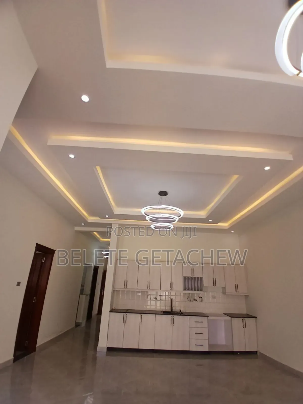 4bdrm Villa in Kotebe-02, Luxury, Bole for sale