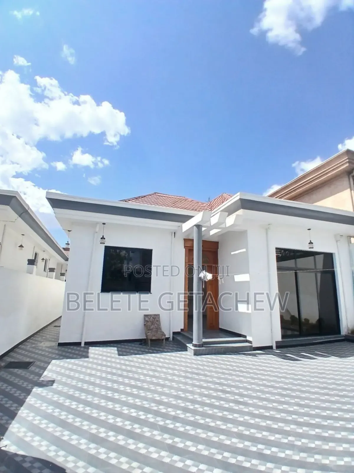 4bdrm Villa in Kotebe-02, Luxury, Bole for sale
