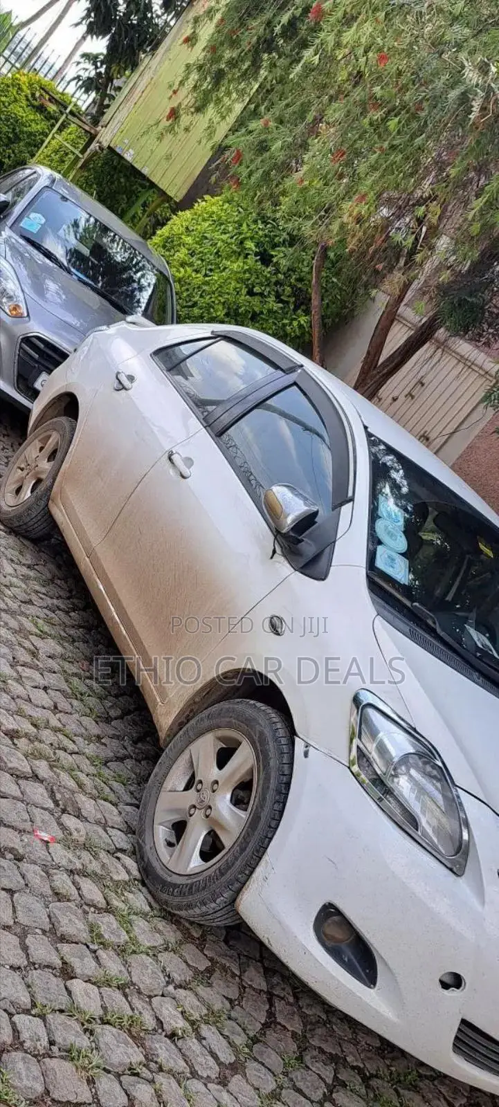 Toyota Yaris 2010 White