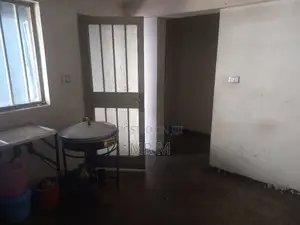 5bdrm House in Bole for rent