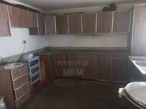 5bdrm House in Bole for rent