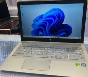 New Laptop HP Pavilion 15 8GB Intel Core I7 HDD 1T