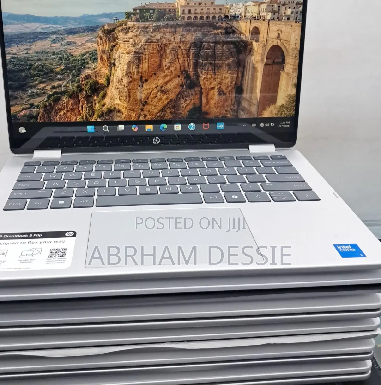 New Laptop HP OmniBook 5 14" 8GB Intel Core 5 SSD 512GB