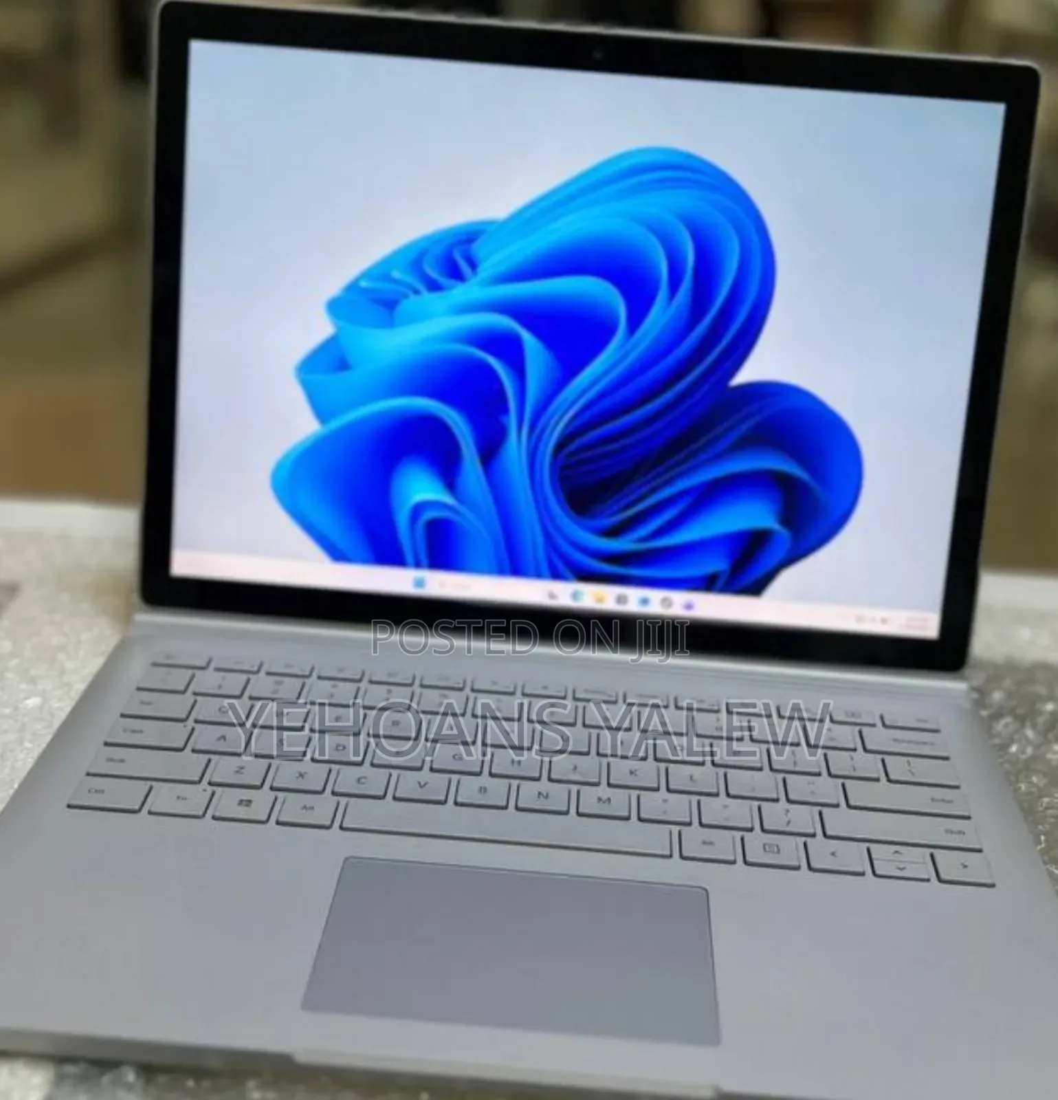 New Laptop Microsoft Surface Book 3 16GB Intel Core I7 SSD 256GB