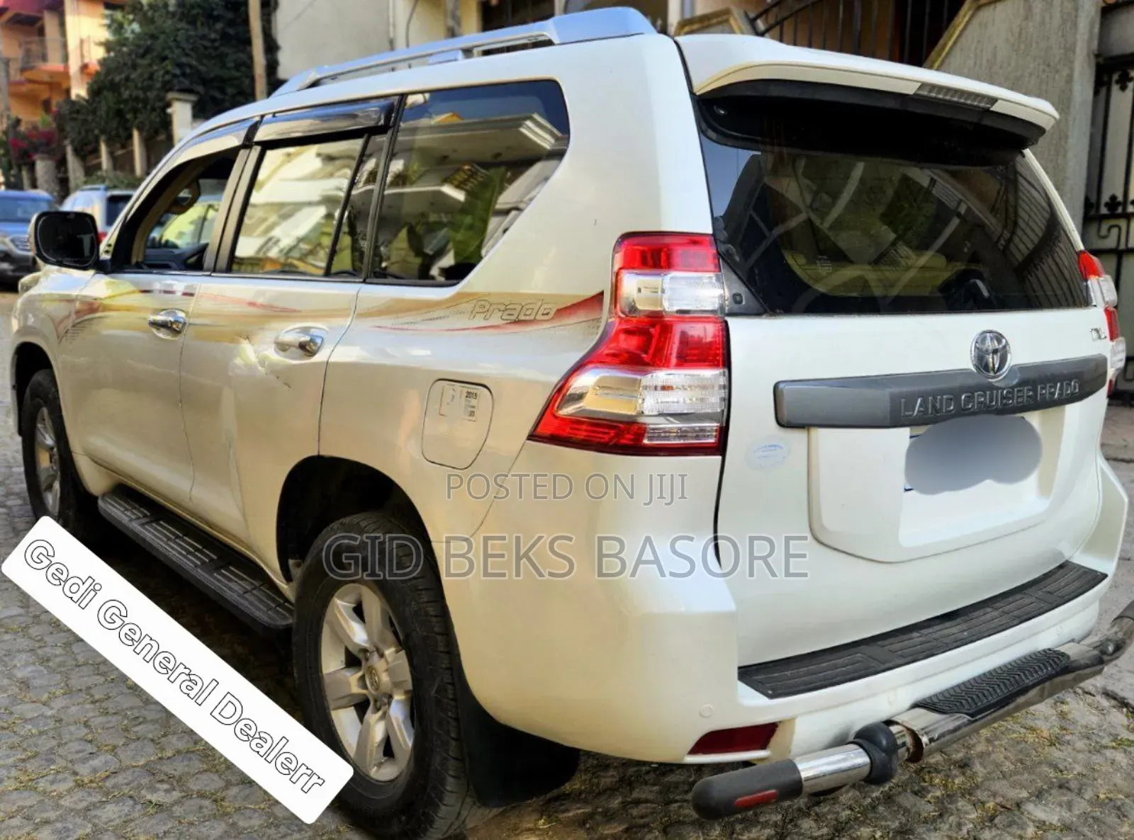 Toyota Land Cruiser Prado 2015 White