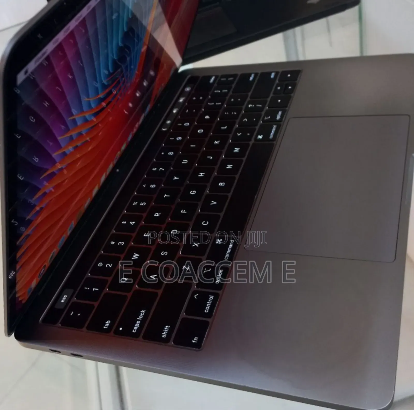 New Laptop Apple MacBook 16GB Intel Core i7 SSD 512GB