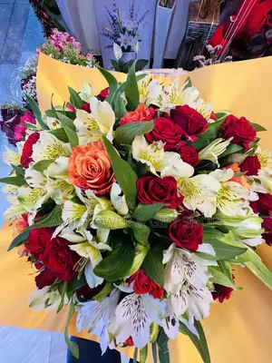 Red White Peruvian Lily Bouquet With Roses