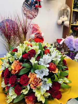 Red White Peruvian Lily Bouquet With Roses