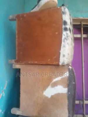 የቆዳ ወንበር (Duka)