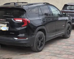GMC Terrain 2022 Black