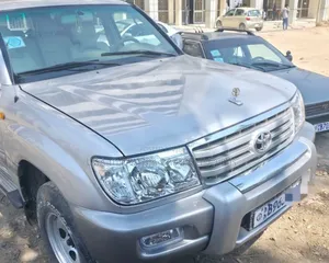 Toyota Land Cruiser 2006 Silver