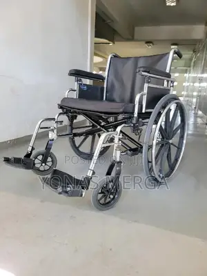 Normal Wheelchair添囧duty Extra Wide Wheelchair