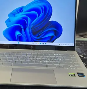 New Laptop HP Envy 14 16GB Intel Core I7 SSD 1T