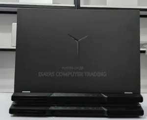 New Laptop Lenovo 16GB AMD Ryzen 7 SSD 512GB