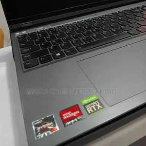 New Laptop Lenovo 16GB AMD Ryzen 7 SSD 512GB