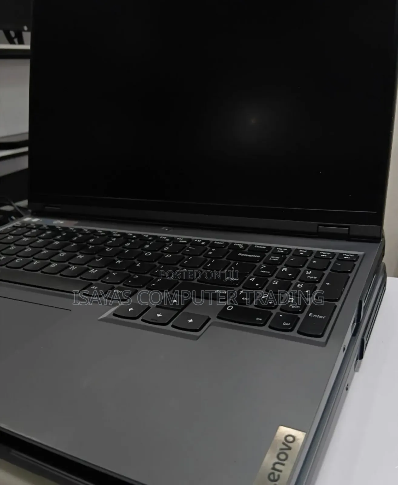 New Laptop Lenovo 16GB AMD Ryzen 7 SSD 512GB