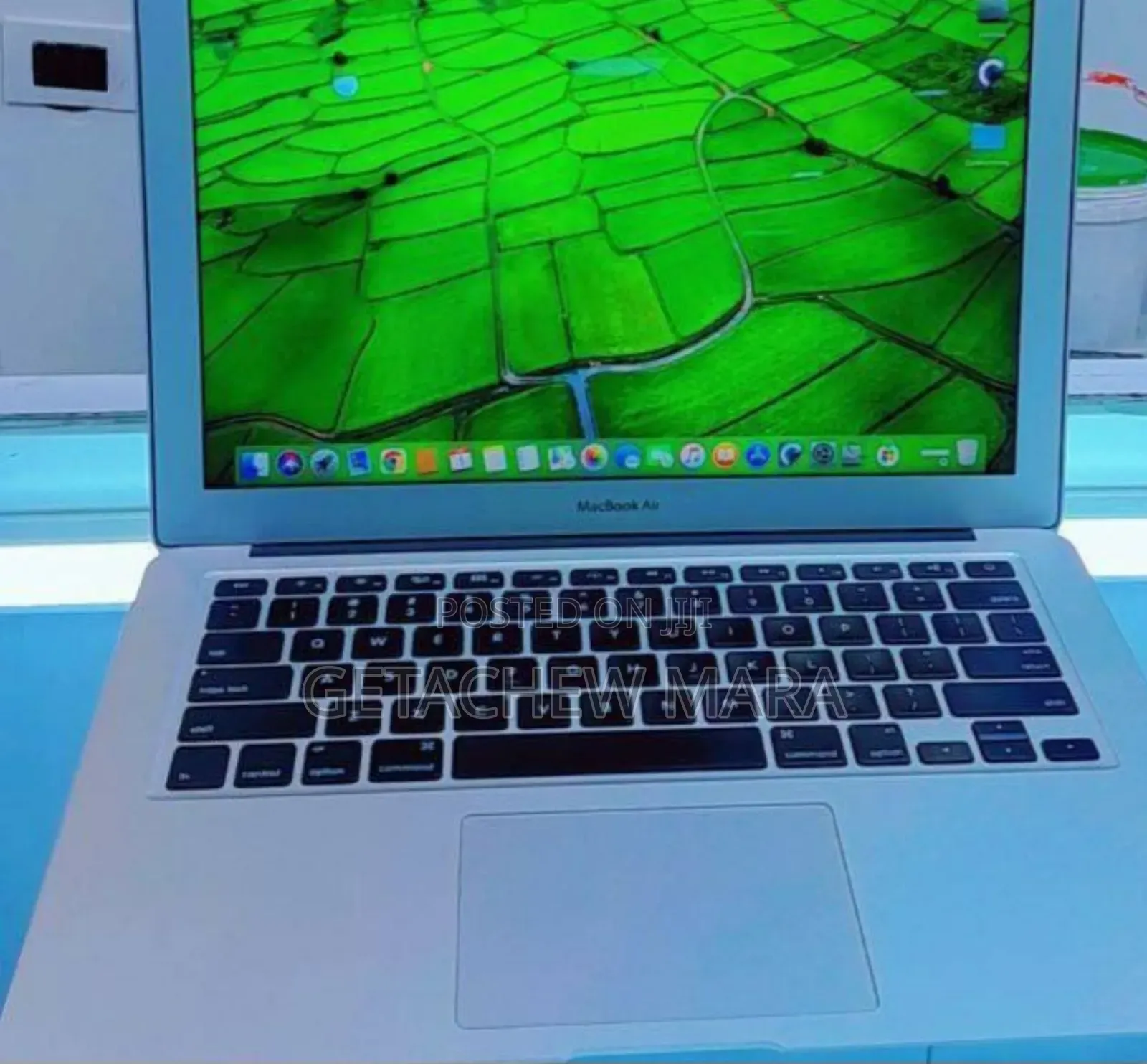 New Laptop Apple MacBook 2014 4GB Intel Core I5 SSD 256GB